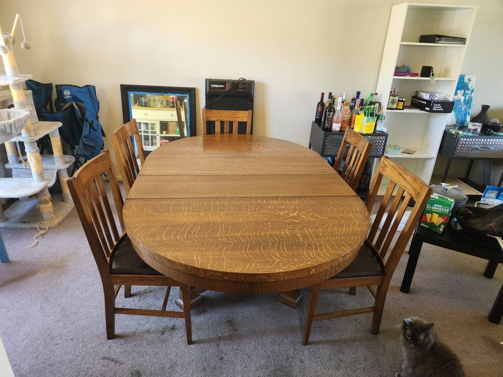 Antique Dining Table. 1920s