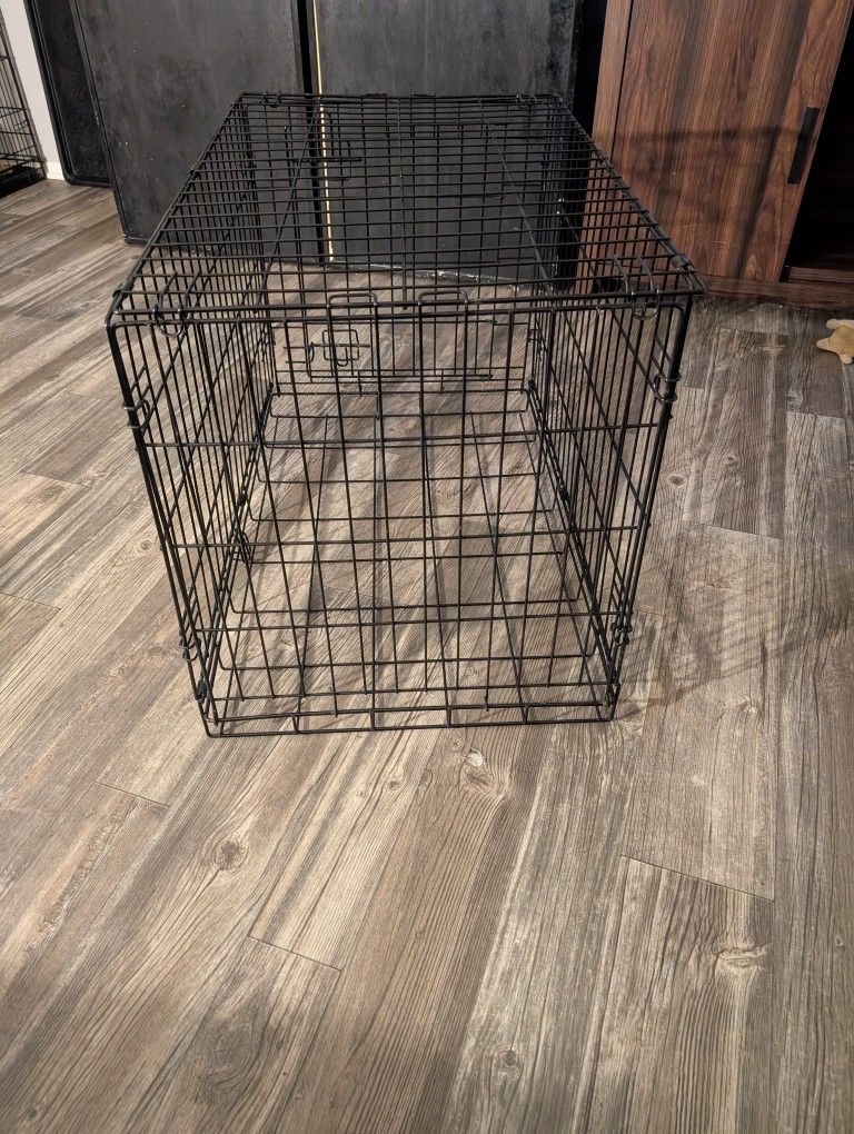 Small/Medium Dog Kennel