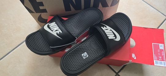 Nike Benassi Slides Size 14