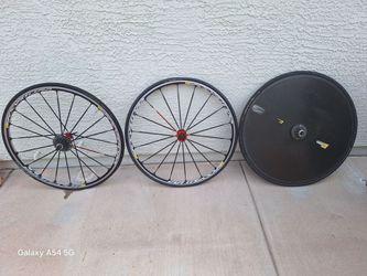 700x23 racing wheel set