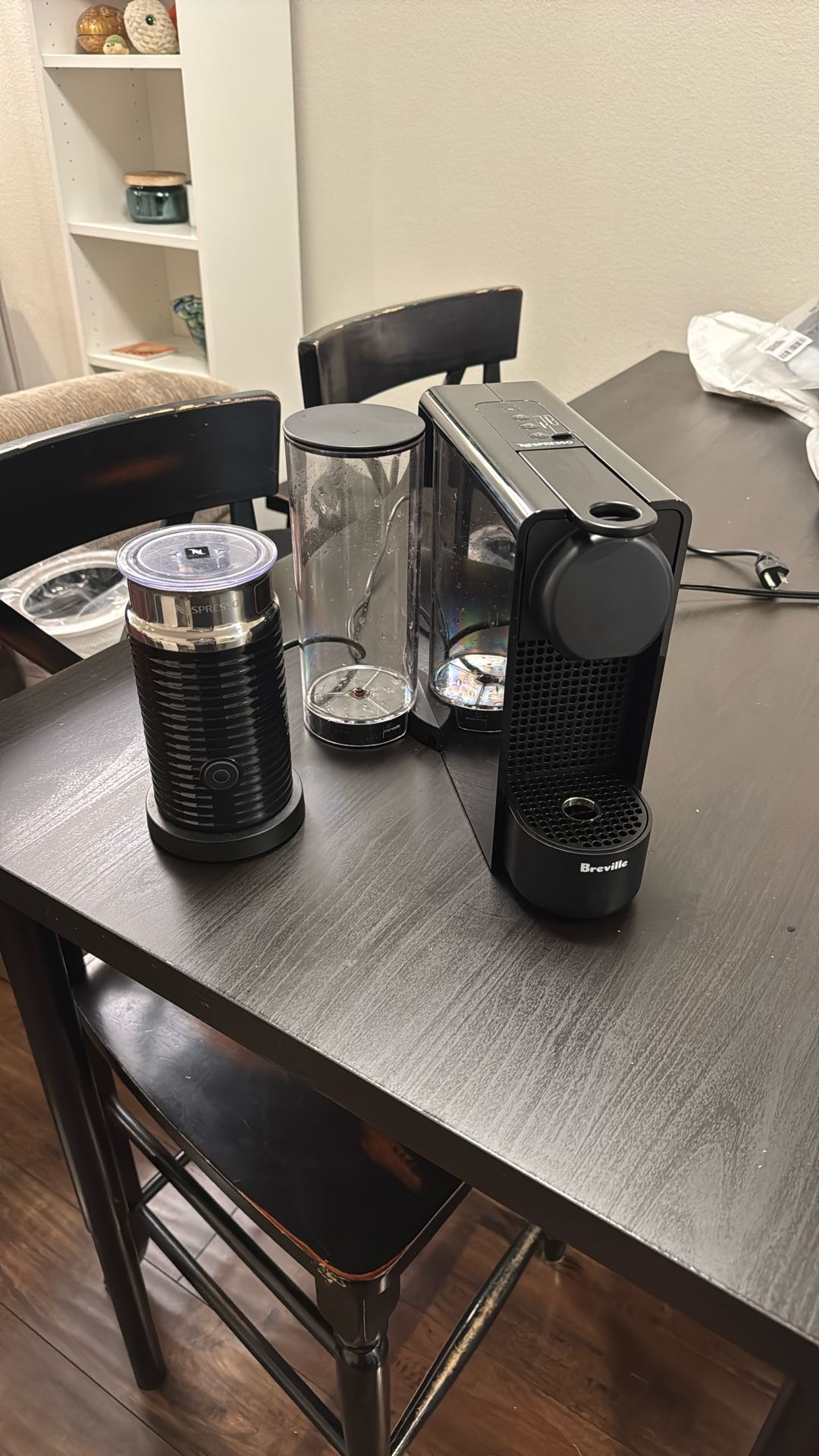 Nespresso Essenza Plus Coffee Machine AND Nespresso Aeroccino 3 Milk Frother!