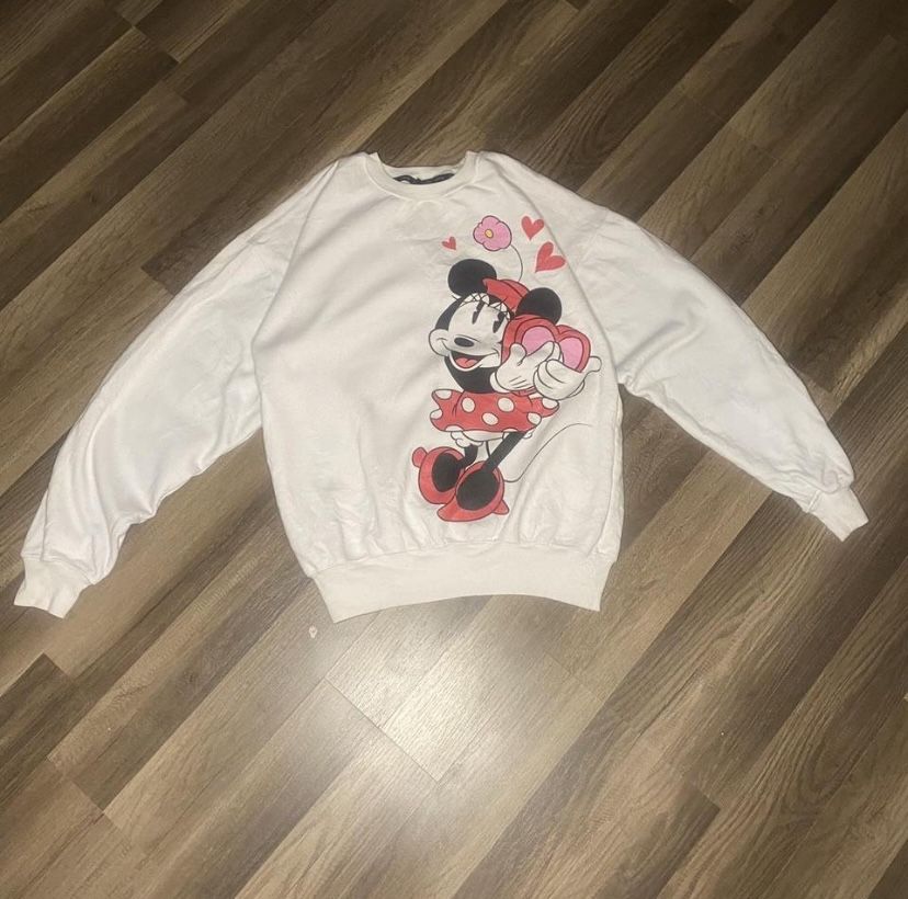 Disney White Sweatshirt