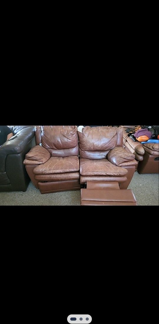Free LEATHER COUCHES 