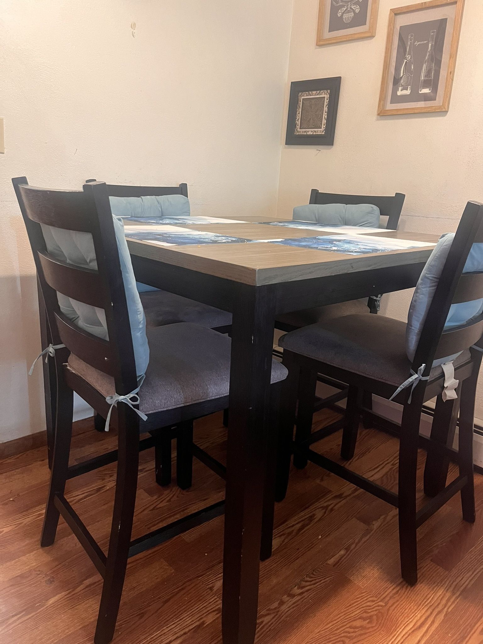 Dining Room Table Set 