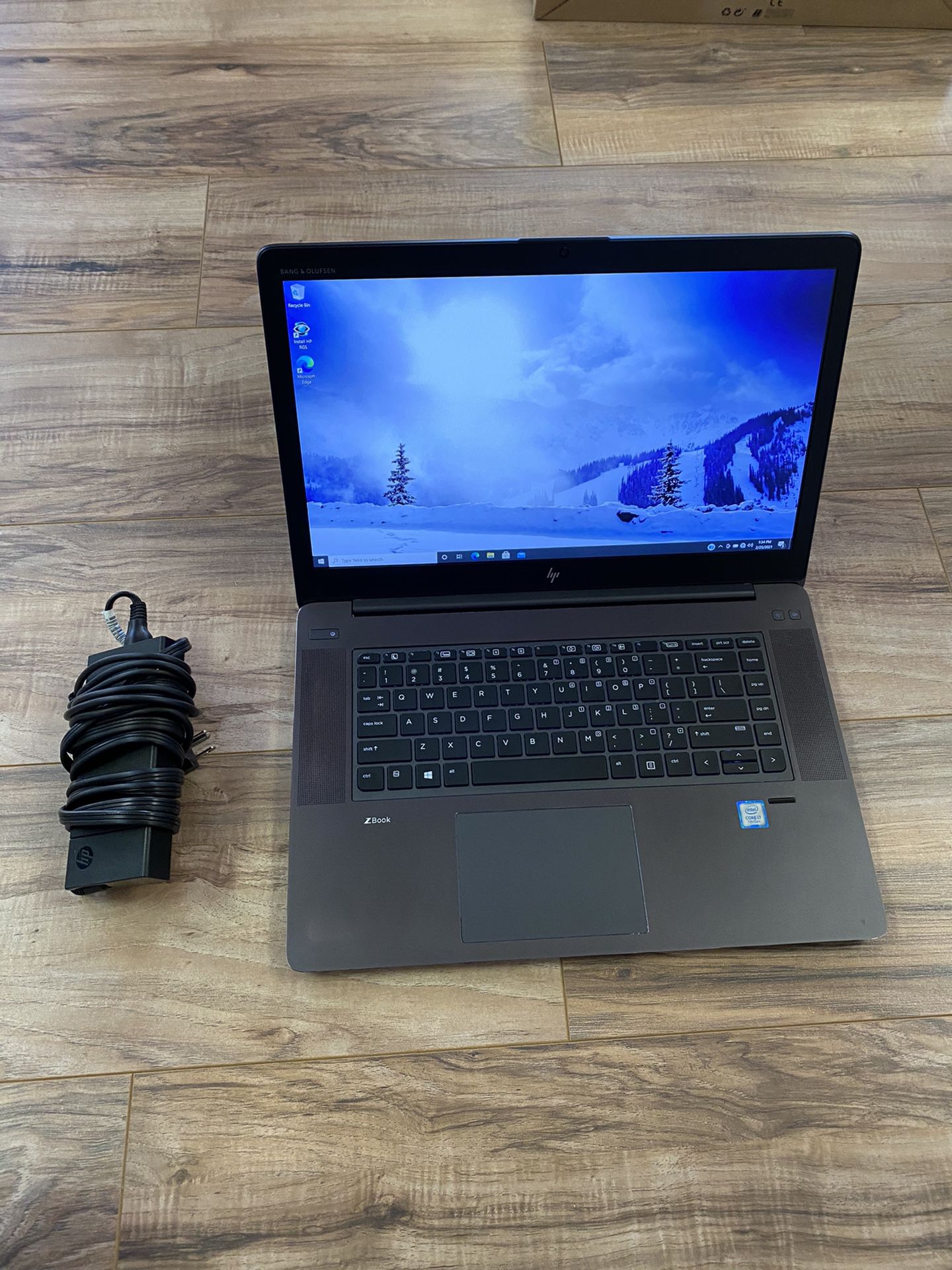 HP Zbook Studio G4 15.6” Laptop Core I7 32gb Ram 500gb Ssd
