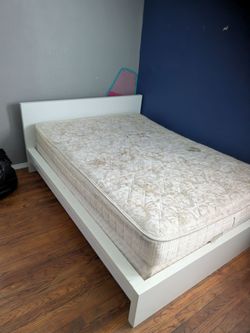 Twin mattress n box spring and platform bed