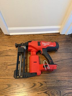 M18 FUEL 18-Volt Lithium-Ion Brushless Cordless Utility Fencing Stapler (Tool-Only)