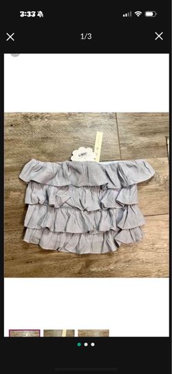 NWT ruffle crop top