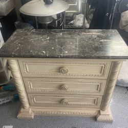 Elegant Marble-Top Nightstand – Like New, Solid & Stylish