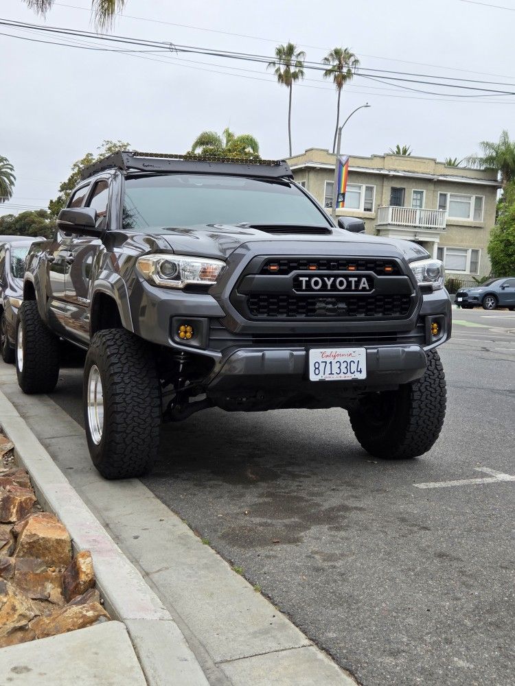 2017 Toyota Tacoma
