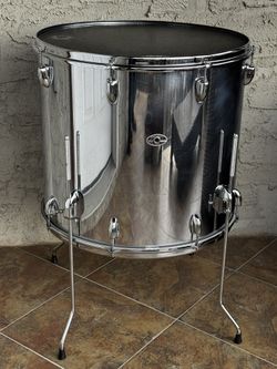 Vintage 1970s Slingerland 20” COW Floor Tom 