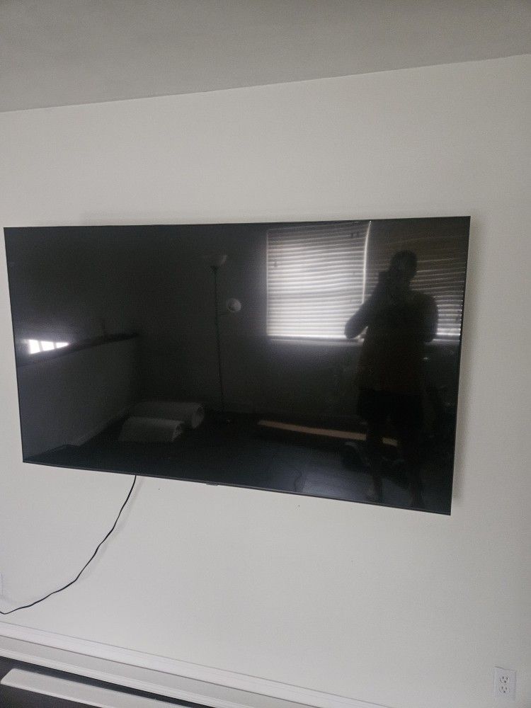75 In Samsung Smart Tv