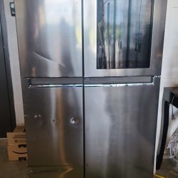REFRIGERATOR
