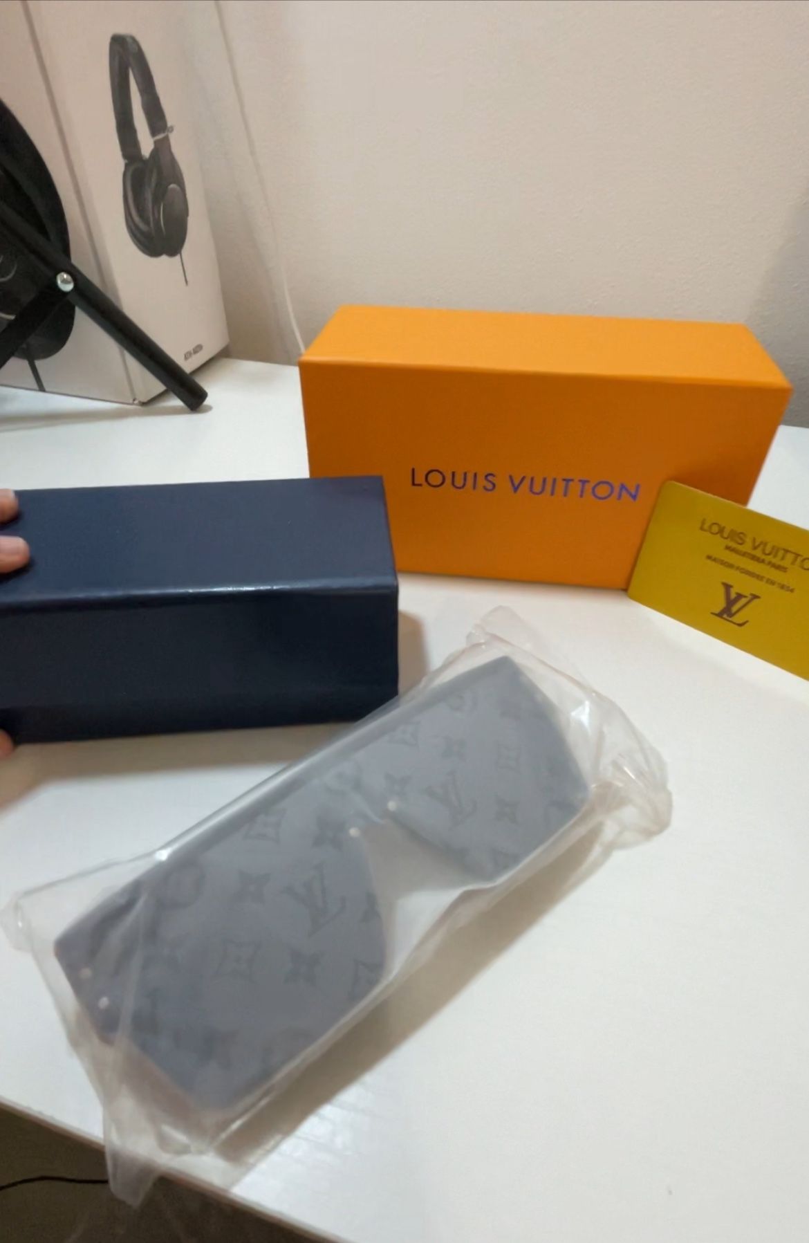 Louis Vuitton Shades