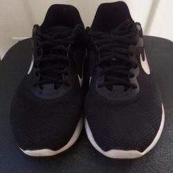 Nike G Shoes 