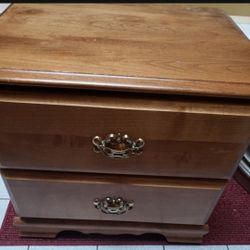 Brown Table Knight Stand