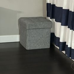 4 Upholstered Ottoman