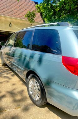 2009 Toyota Sienna
