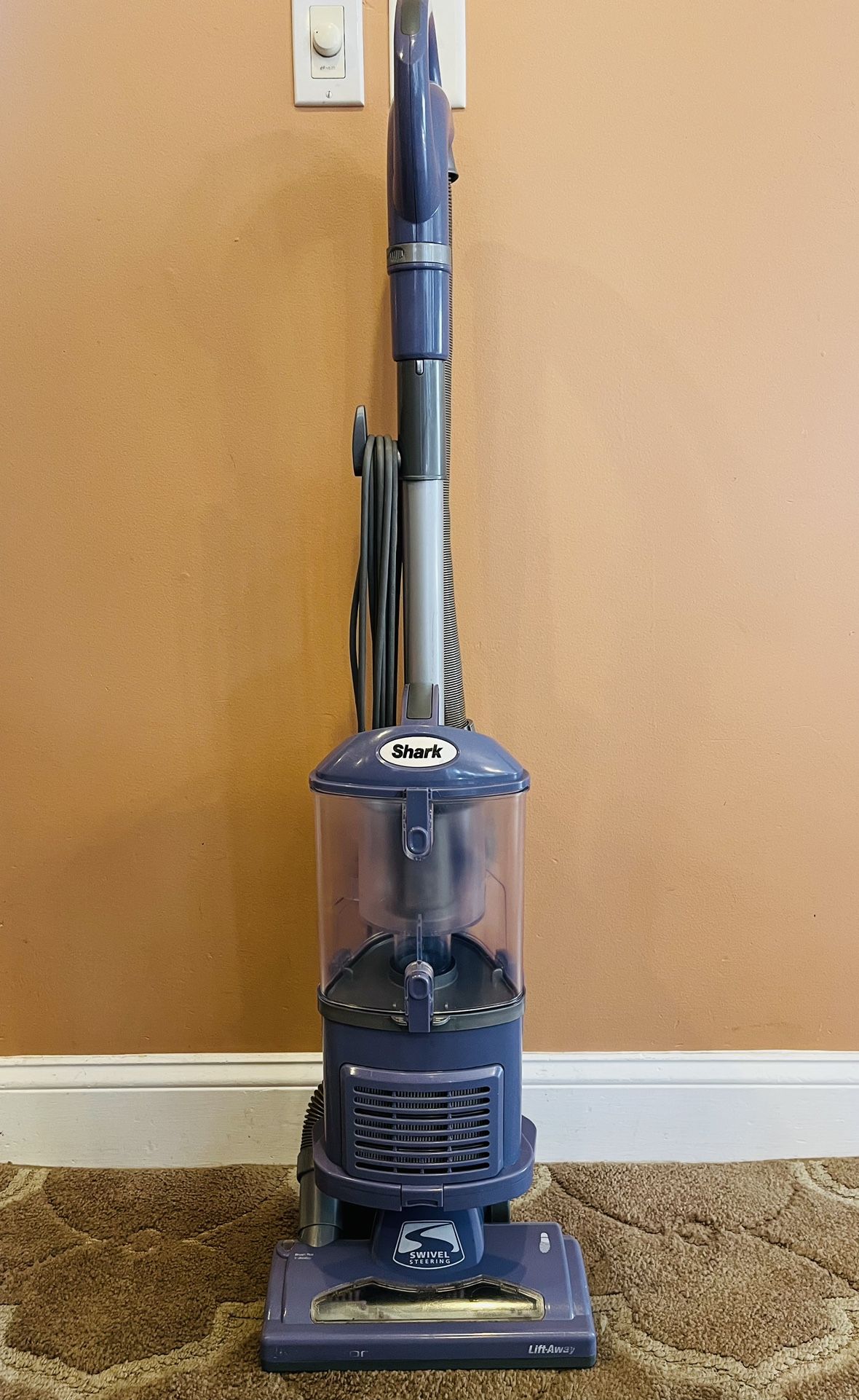 Shark Navigator Lift Away Cleaner