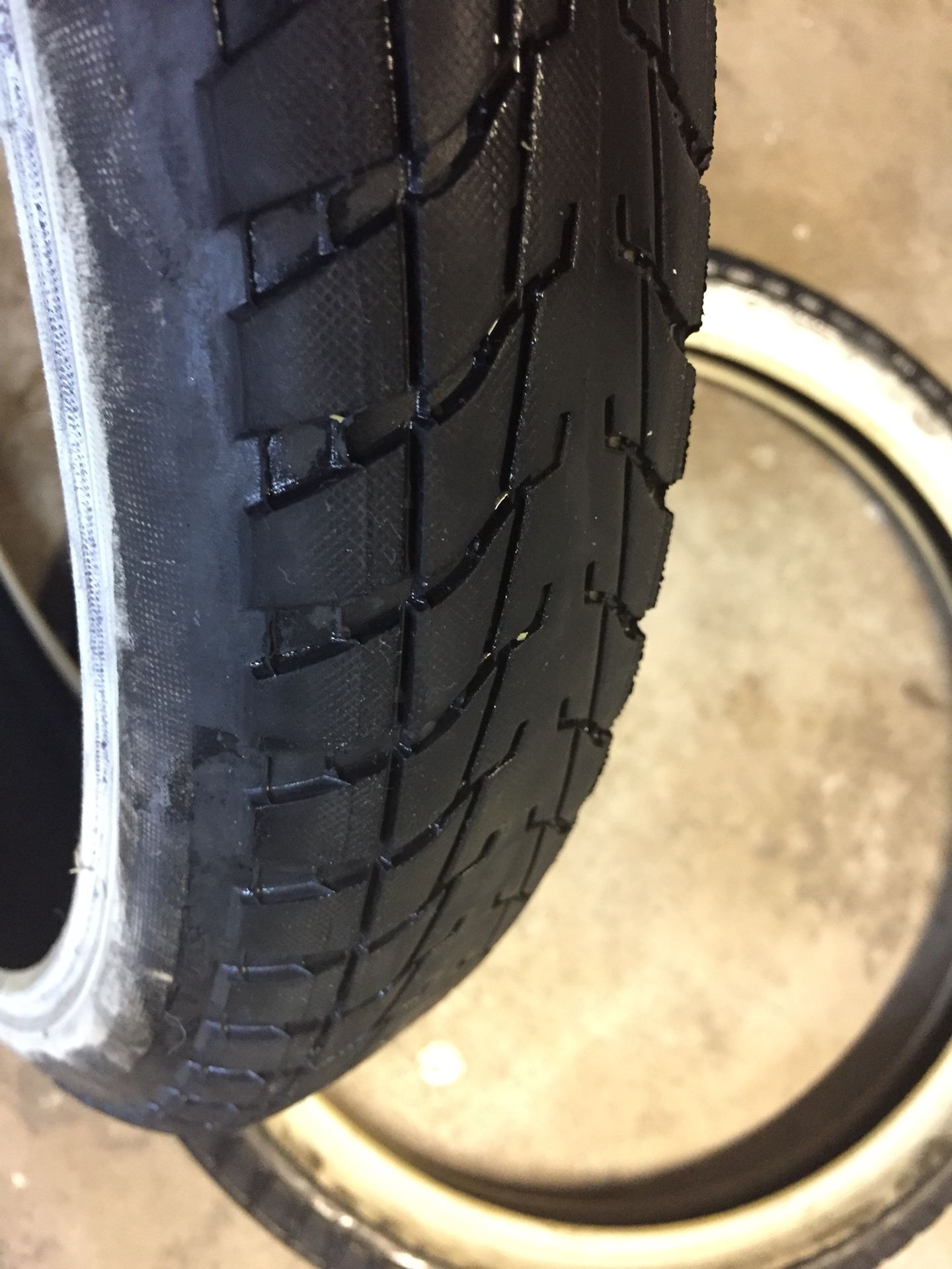 Fit FAF bmx tire 2.25 white walls for Sale in Santa Ana CA OfferUp