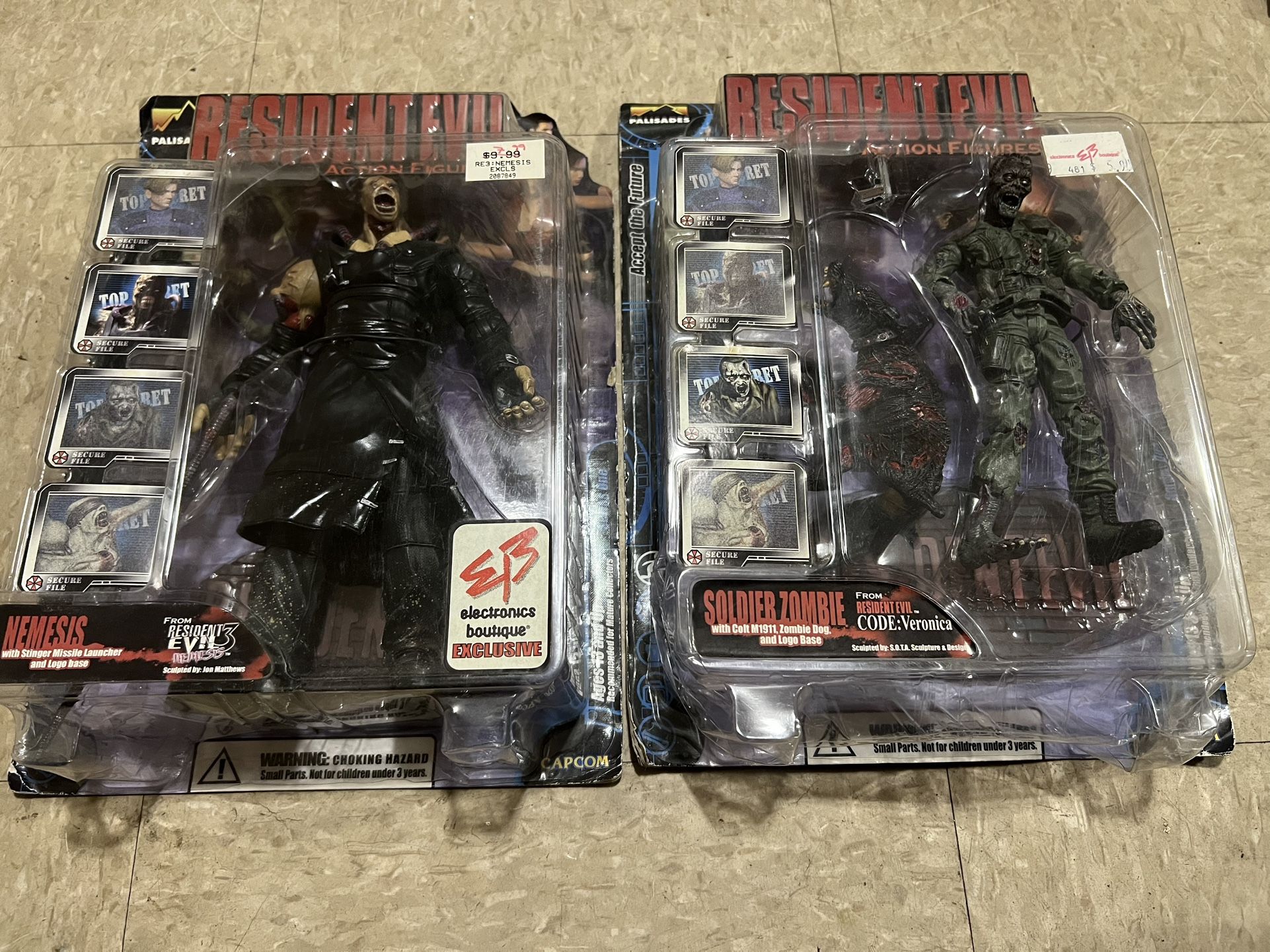 Rare Vintage Resident Evil Action Figures Collectible Video Games