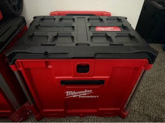 Milwaukee PACKOUT 19 in. Rolling Drawer Tool Box