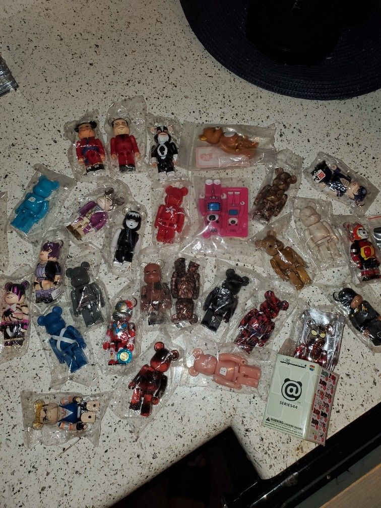 bearbrick 100% $5 each