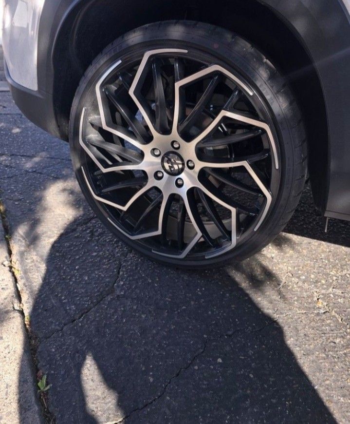 22 Inch Wheels And Tires