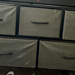 Light Weight Drawer With Storage 