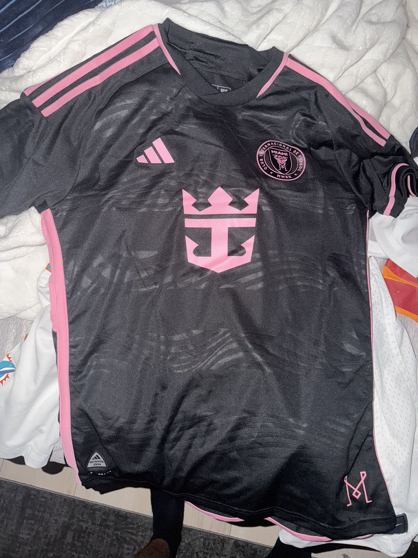 MESSI JERSEY AUTHENTIC