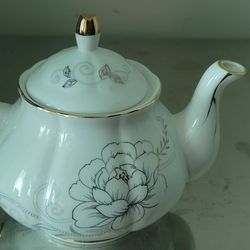 European Style Ceramic Flower Teapot or Coffee Pot