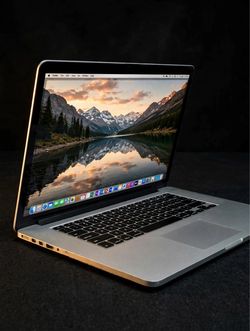 Apple MacBook Pro 15” Retina i7/16GB/500GB SSD $350