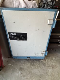 Schwab Safe Co Firegaurd Safe