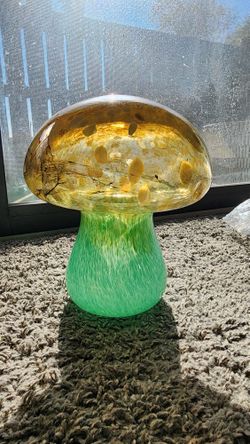 Hand blown glass mushroom
