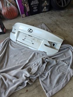 Lexus rc350 trunk