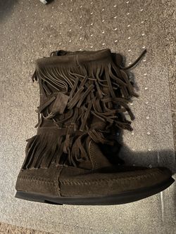Rare Minnetonka Three Fringe Boot, Olive Green