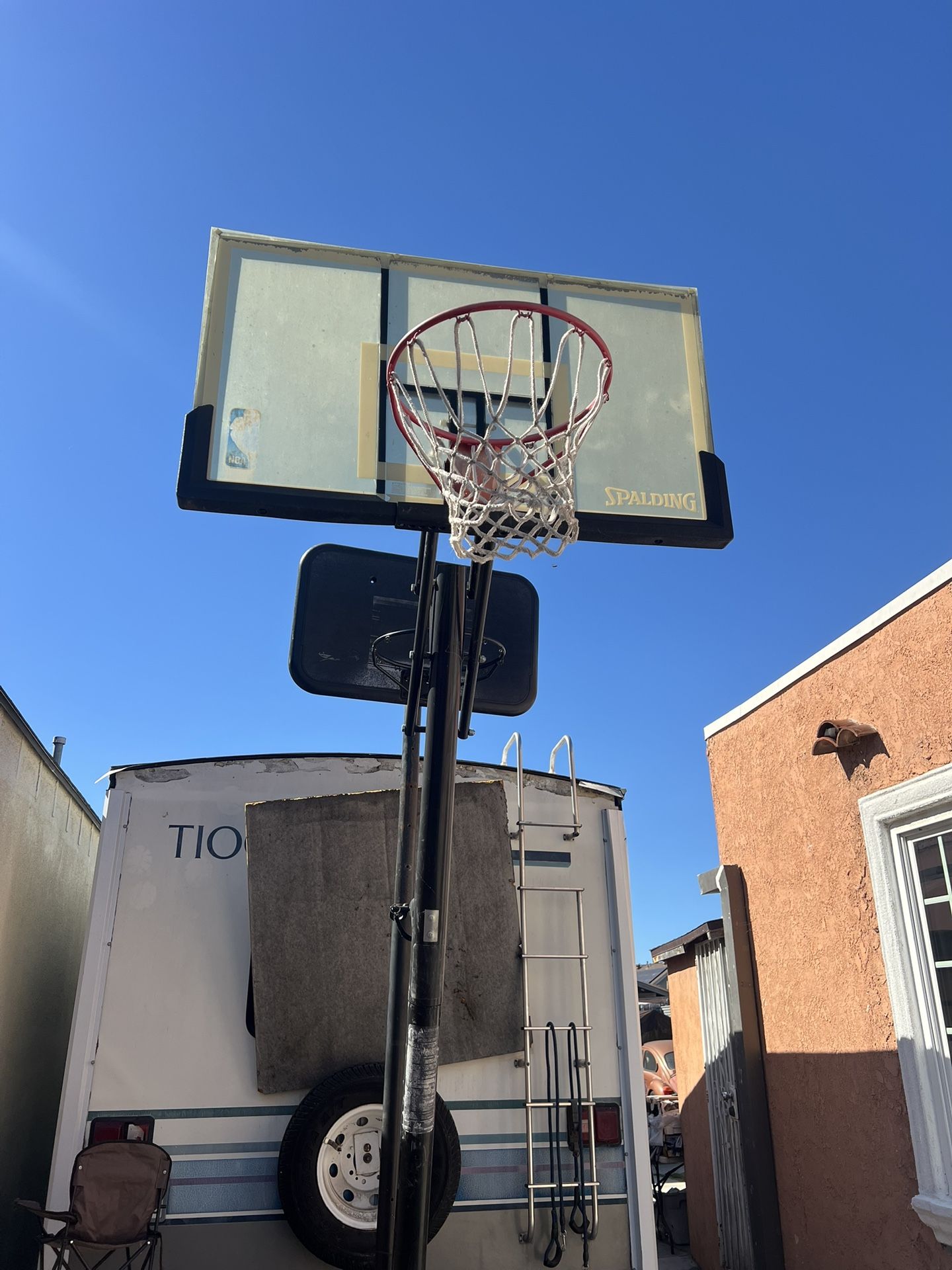 NBA/ Spalding Adjustable Basketball Hoop 