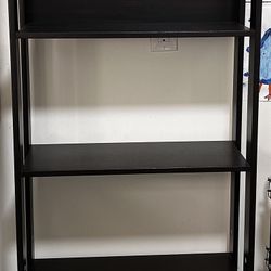 Ilea Shelf