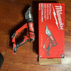 Milwaukee M18 18-Volt Lithium-lon Cordless 18-Gauge Double Cut Metal Shear (Tool-Only)