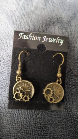 1 pair Steampunk clock and gears brass color