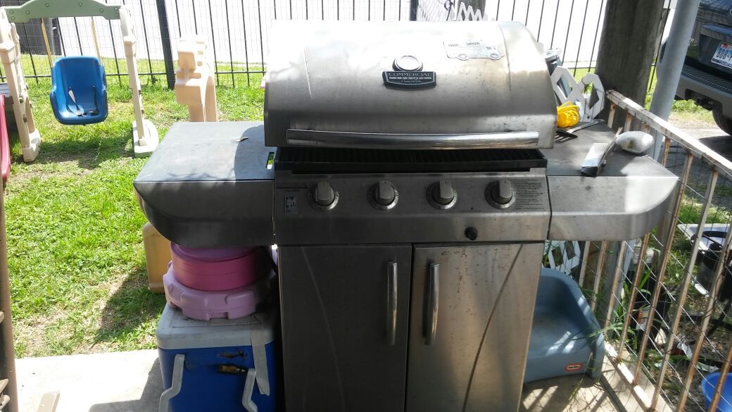 Commercial series Char-Briol. BBQ Pit.