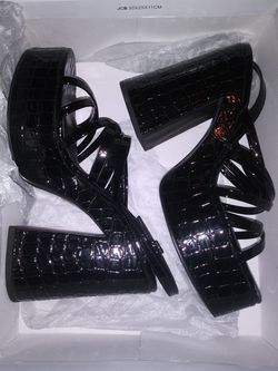 STEVE MADDEN LADIES SHOES.