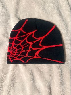 Red and black slider web beanie