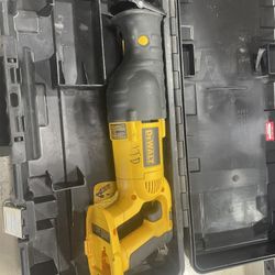 Dewalt Saw