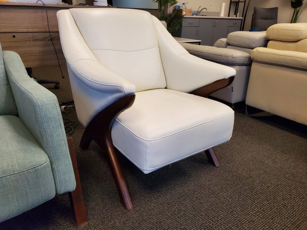 Single Chair White Leather 