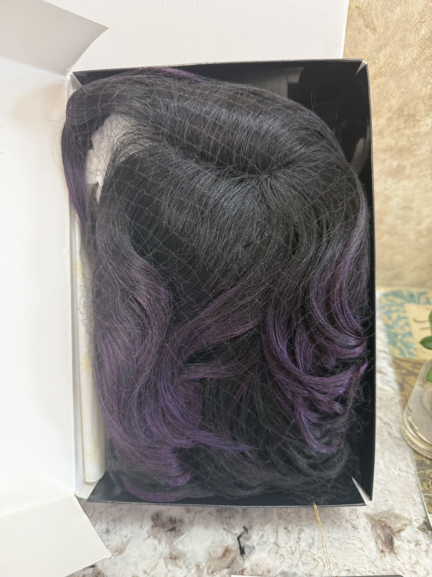 Wig/ Purple plum