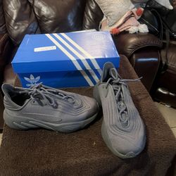 Adidas Size 4.5 Men