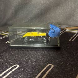 32. Ford. Hot Wheels.