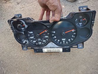 07-10 Silverado 1500 Instrument Gauge Cluster Speedometer.