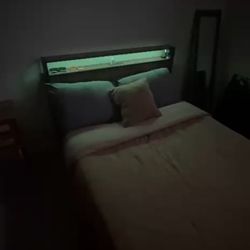 Full Bed & Frame